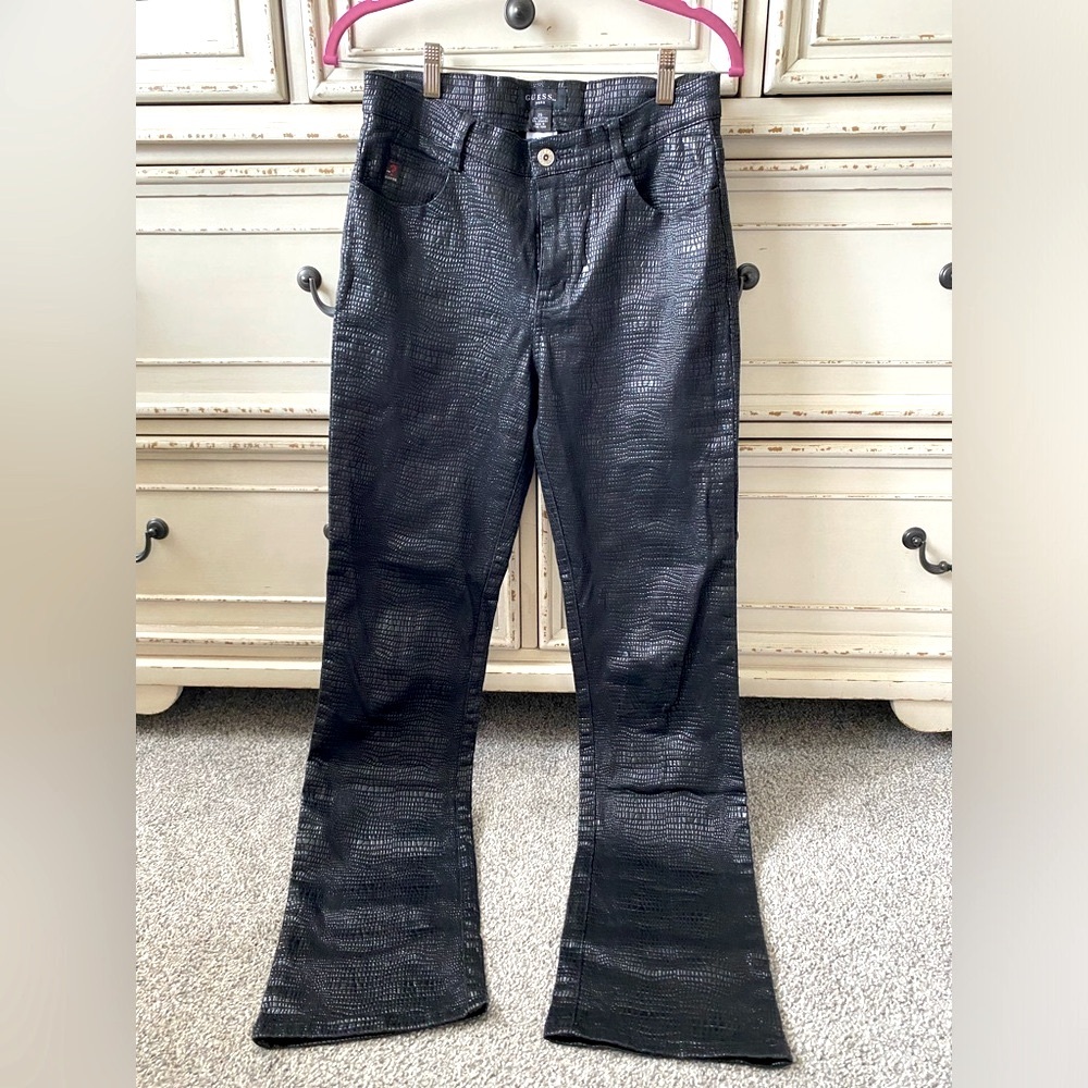 🎸🤘🏻Guess Vintage Y2K high waisted leather looking jeans (size 29)